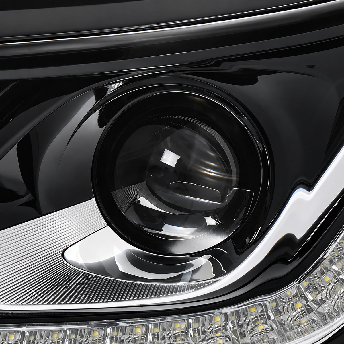 Hid headlight connector close-up for 2017-2021 Chevy Bolt EV