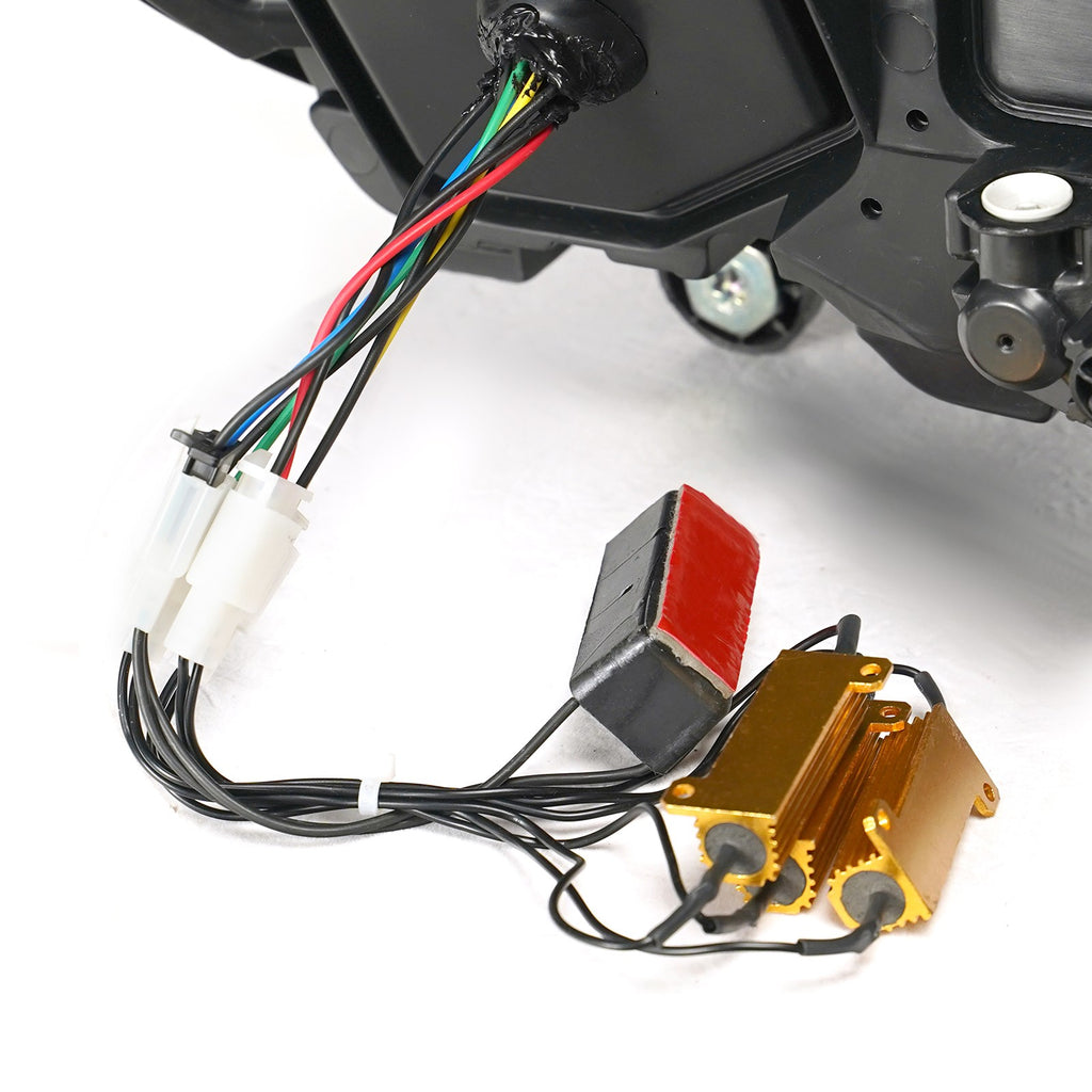 Led projector headlight connector close-up for 2015-2018 Mercedes-Benz C300