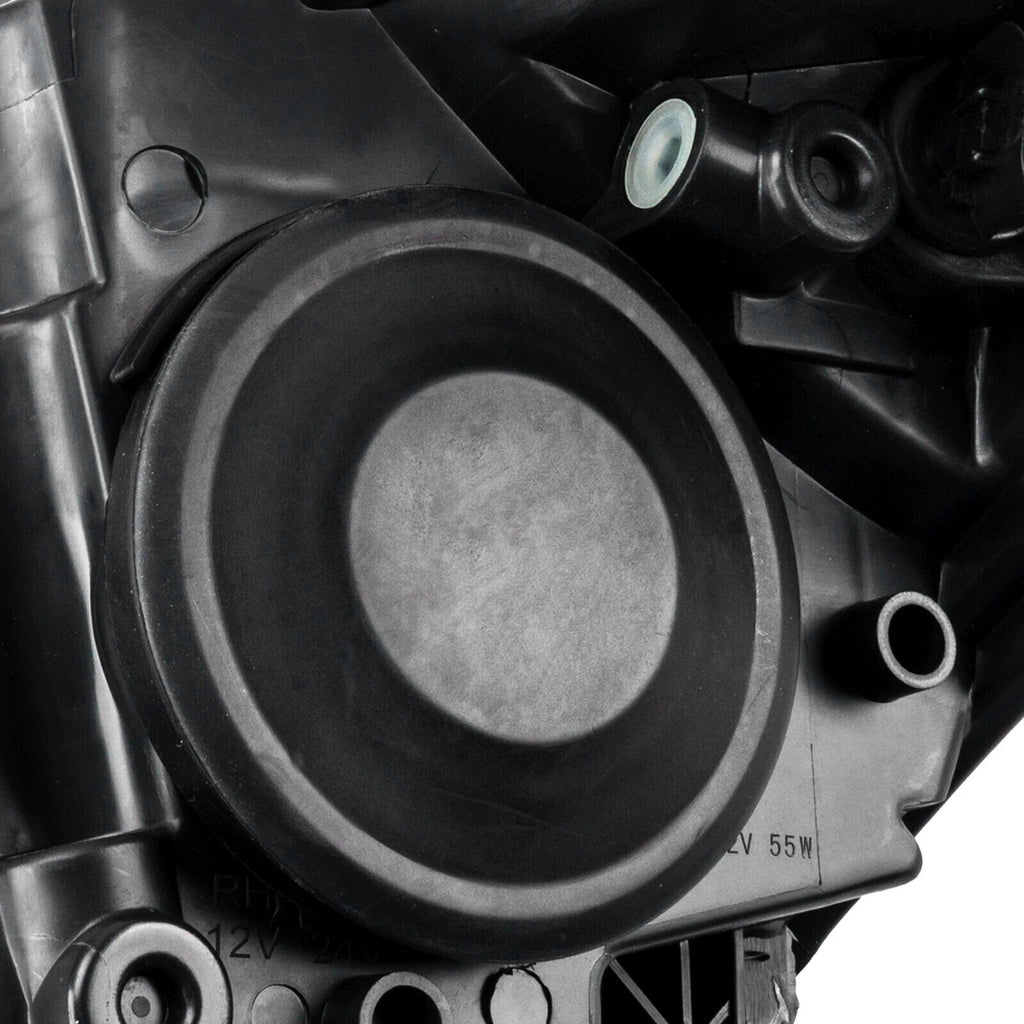 Halogen headlight bulb socket close-up for 2015-2018 Ford Focus
