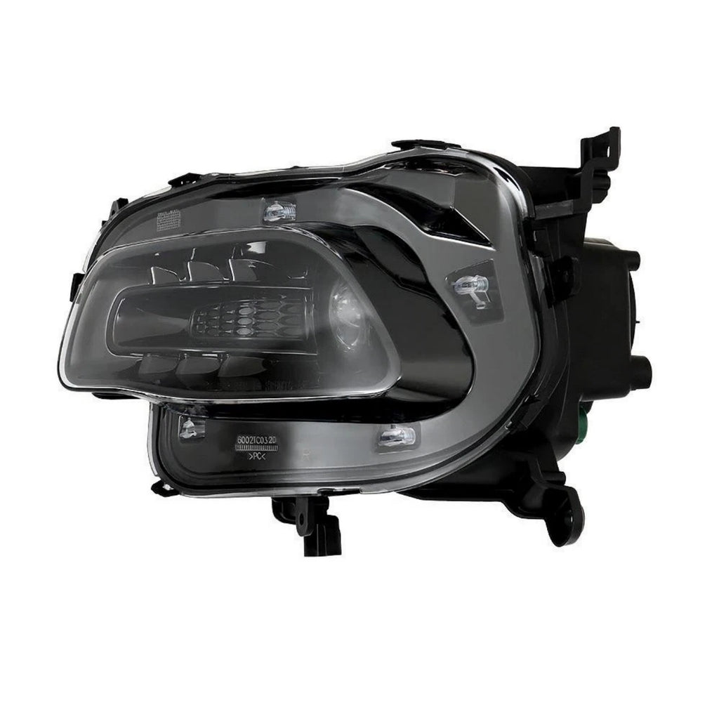 Hid headlight connector close-up for 2014-2018 Jeep Cherokee
