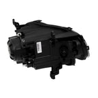 Hid headlight turn signal close-up for 2014-2018 Jeep Cherokee
