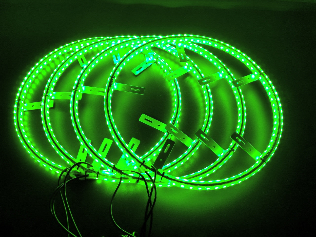 LED Wheel Light Kit Chase Moving Signal and Brake Function Wireless 18" Lighting