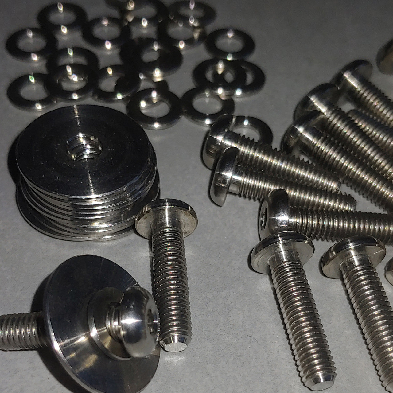 Titanium Engine Bay Cover Bolts and Washers for Ferrari 360 and Challenge 14pcs Set Exterior Part