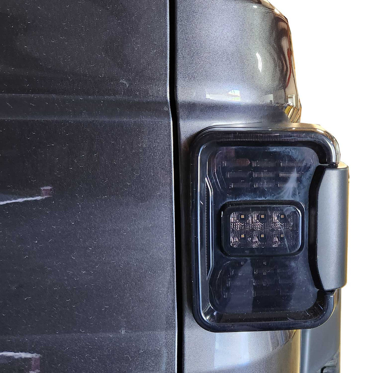 XPE Smoked LED Tail Lights for Gladiator JT 2020-2023 Lighting